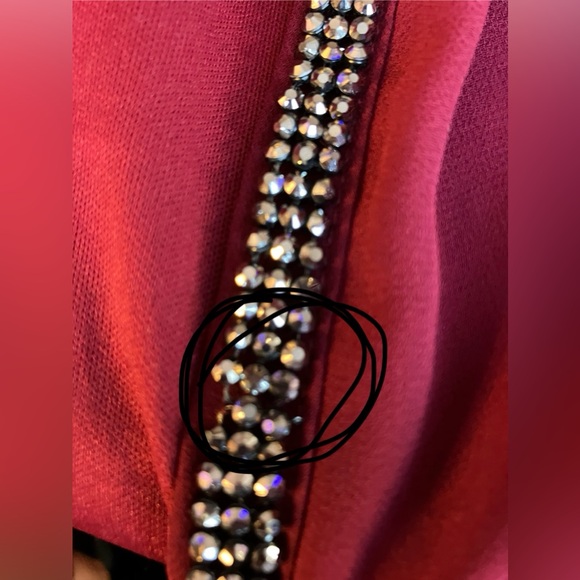 Ricki’s burgundy short sleeved top with split back Size L - Picture 5 of 6